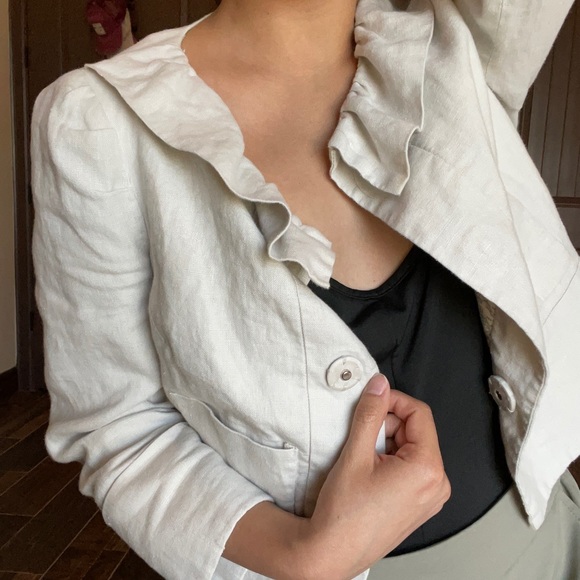 Linen Ruffle-Collared Blazer • Size Small - Picture 2 of 3
